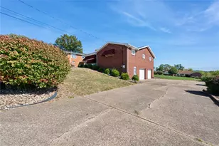 711 Scenic Dr, Chartiers, PA 15342 - Photo 25