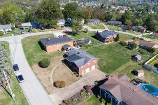 711 Scenic Dr, Chartiers, PA 15342 - Photo 3