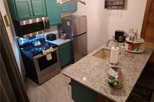 1110 Forbes Ln, Hidden Valley, PA 15502 - Photo 11