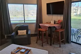 1110 Forbes Ln, Hidden Valley, PA 15502 - Photo 9