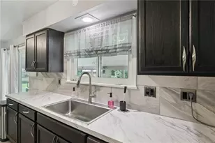 222 Sunset Dr, Neshannock Township, PA 16105 - Photo 7