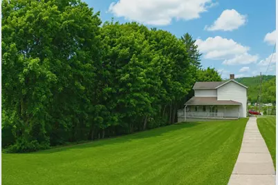 306 Clarion St, East Brady, PA 16028 - Photo 3