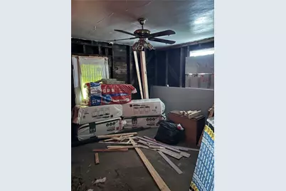 215 Cherry Ave, Houston, PA 15342 - Photo 25