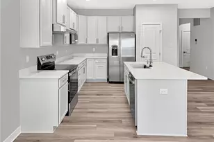 125 Black Oak Ln, South Strabane, PA 15301 - Photo 5