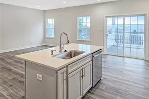 125 Black Oak Ln, South Strabane, PA 15301 - Photo 3