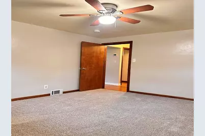 3541 Wallace Dr, Pittsburgh, PA 15227 - Photo 17