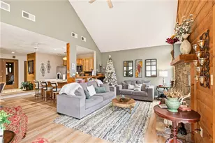 1752 Greenfield Dr, Hidden Valley, PA 15502 - Photo 15