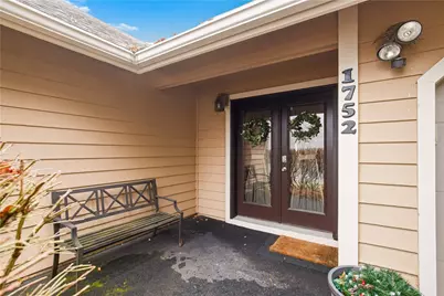 1752 Greenfield Dr, Hidden Valley, PA 15502 - Photo 3