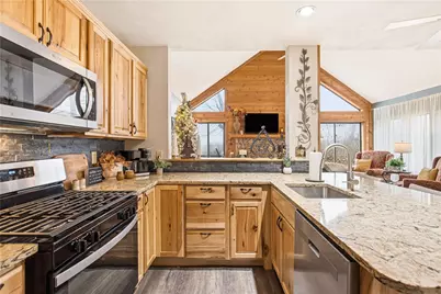 1752 Greenfield Dr, Hidden Valley, PA 15502 - Photo 13