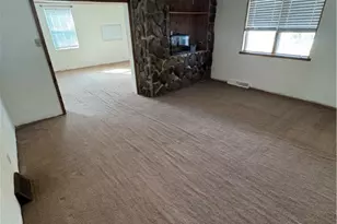 128 Connellsville St, Dunbar, PA 15431 - Photo 9