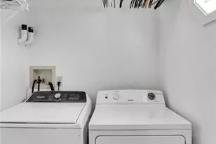 201 Manor View Dr, Manor, PA 15665 - Photo 9