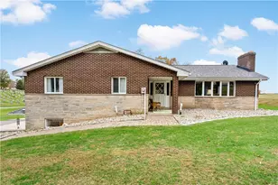 190 Butler Rd, Saxonburg Boro, PA 16056 - Photo 1