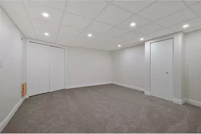 10492 Olde Villa Dr, Pittsburgh, PA 15044 - Photo 35