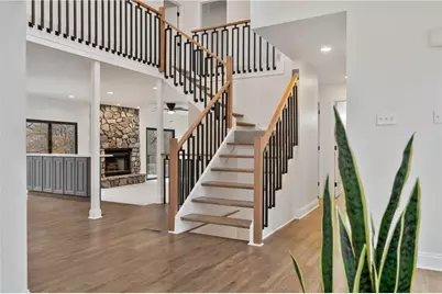 10492 Olde Villa Dr, Pittsburgh, PA 15044 - Photo 7