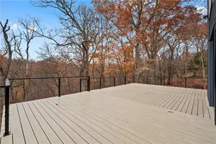 10492 Olde Villa Dr, Pittsburgh, PA 15044 - Photo 37