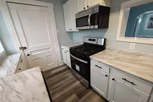 4424 Kennywood, West Mifflin, PA 15122 - Photo 9