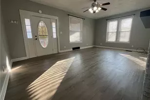 219 N Crawford Ave, New Castle, PA 16101 - Photo 9