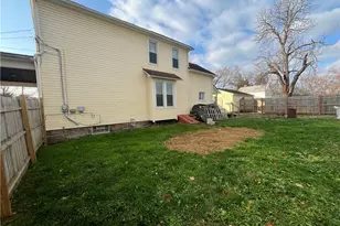 219 N Crawford Ave, New Castle, PA 16101 - Photo 5