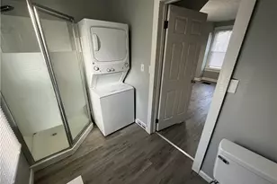 219 N Crawford Ave, New Castle, PA 16101 - Photo 17