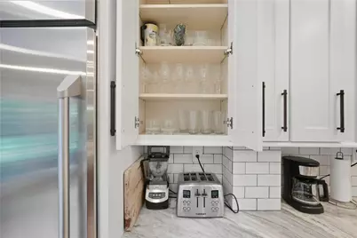 3 Olympia Pl, Pittsburgh, PA 15217 - Photo 23