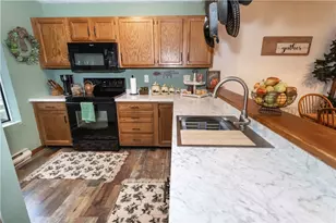 1817 Eagles Ridge Ct, Hidden Valley, PA 15502 - Photo 17