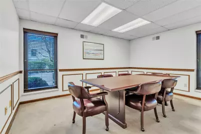 201-202 McKnight Park Drive, Ross Twp, PA 15237 - Photo 23