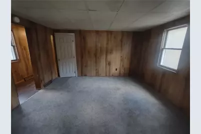 721-723-725 Lawrence Ave., Ellwood City, PA 16117 - Photo 9