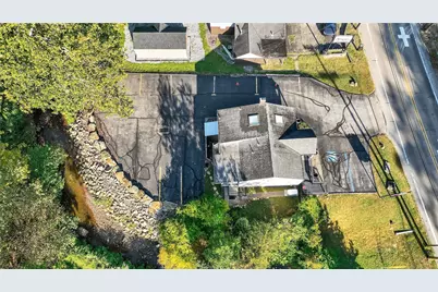 2614 Lincoln Way, White Oak, PA 15131 - Photo 9