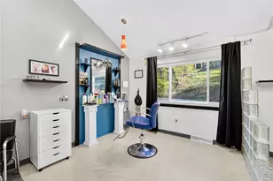 2614 Lincoln Way, White Oak, PA 15131 - Photo 17