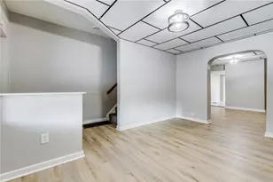 1202 Woodland Ave, Marshall Shadeland, PA 15212 - Photo 9