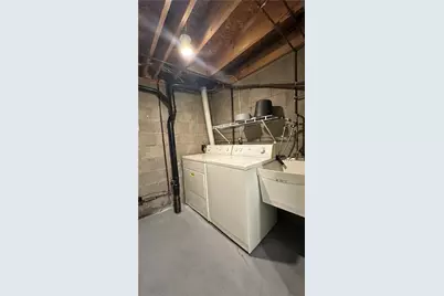 201 Kendall Ln, Bethel Park, PA 15102 - Photo 27