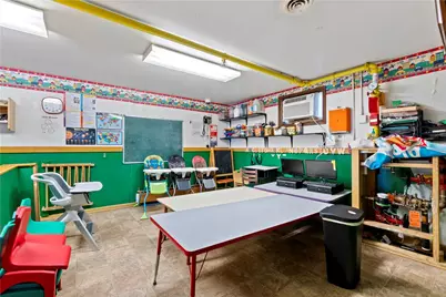 705 E Warrington Ave, Pittsburgh, PA 15210 - Photo 23