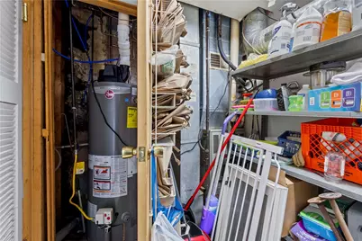 705 E Warrington Ave, Pittsburgh, PA 15210 - Photo 29