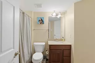 220 Hounslow Rd, Cranberry Township, PA 16066 - Photo 21