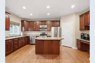 220 Hounslow Rd, Cranberry Township, PA 16066 - Photo 7