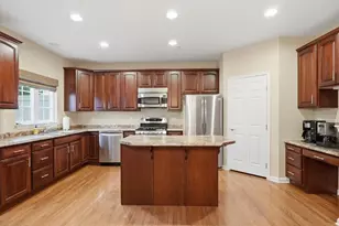 220 Hounslow Rd, Cranberry Township, PA 16066 - Photo 7