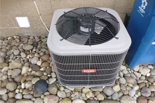 133 E Pinto Dr, Pittsburgh, PA 15239 - Photo 13