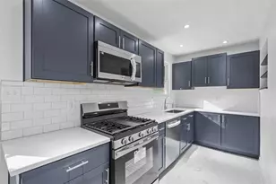 429 Elwood Dr, Wilkins Township, PA 15235 - Photo 9