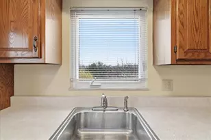 5059 Leona Dr, Pittsburgh, PA 15227 - Photo 13