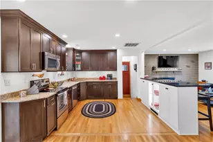 146 Byerly Dr, Penn Twp, PA 15644 - Photo 9