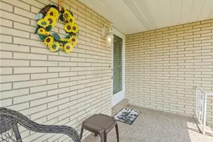 90 Veltri Dr, Canton Township, PA 15301 - Photo 3