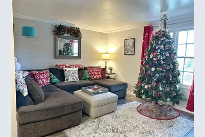 332 Parkwood Dr, Cranberry Township, PA 16066 - Photo 13