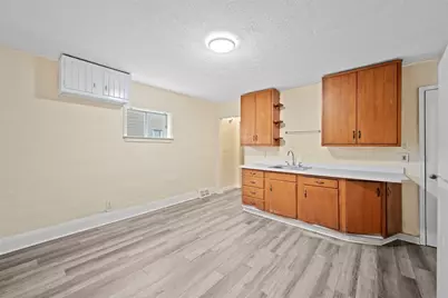 2921 Overhill St, South Park, PA 15129 - Photo 11