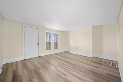 2921 Overhill St, South Park, PA 15129 - Photo 7