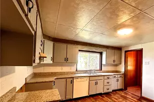 145 Grant St, Perry Township, PA 15482 - Photo 5