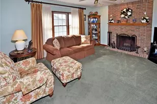 5001 Pioneer Ct, Murrysville, PA 15668 - Photo 7