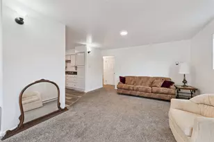 108 Lewis Dr, Pittsburgh, PA 15235 - Photo 5