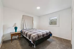 108 Lewis Dr, Pittsburgh, PA 15235 - Photo 11