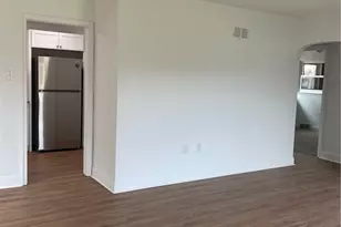 106 Larry St, Hopewell Township, PA 15001 - Photo 3