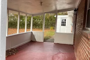 106 Larry St, Hopewell Township, PA 15001 - Photo 9